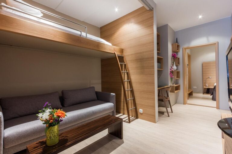 Sol Apartments
