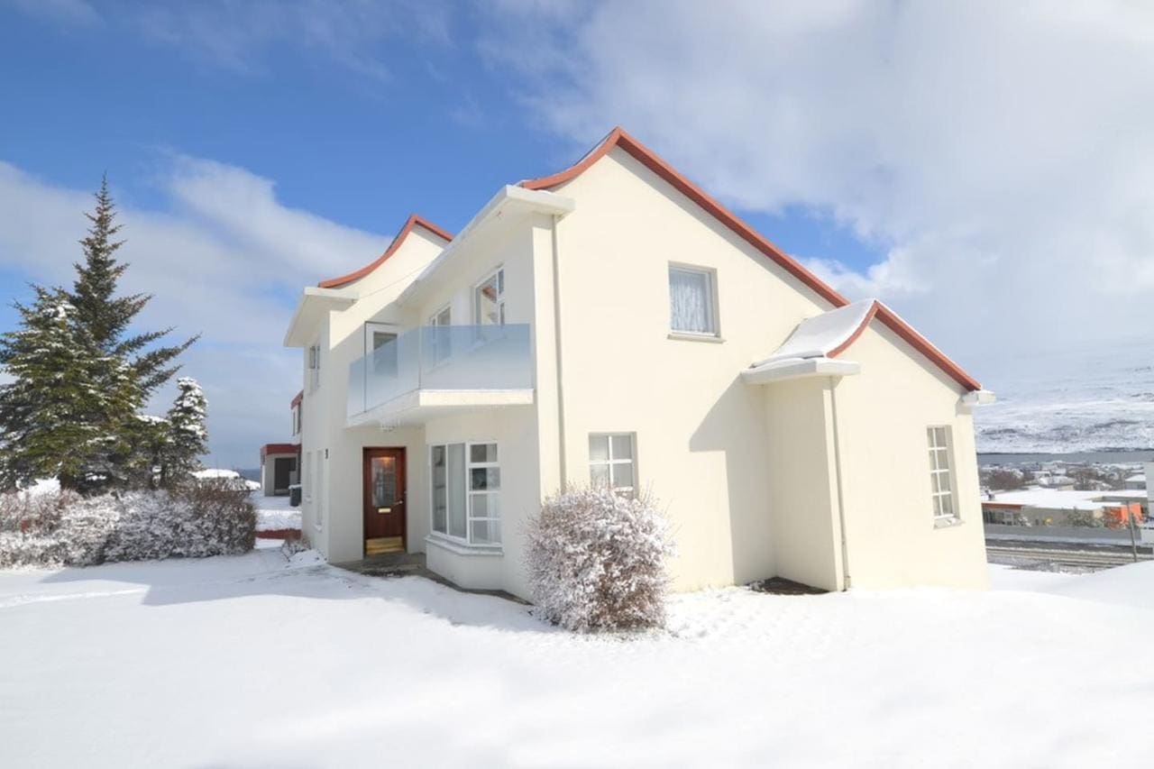 Luxury Villa in Akureyri Reykjavik Attractions