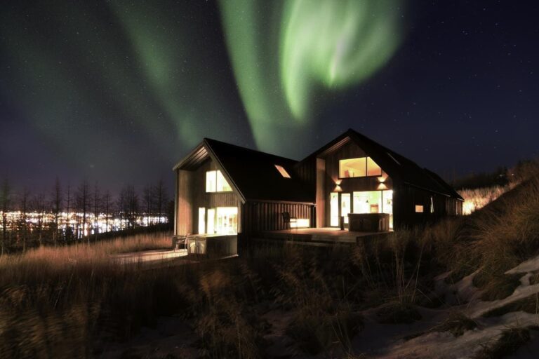Viking Cottages & Apartments