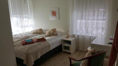 Hvíta húsið, Kirkjubraut 48