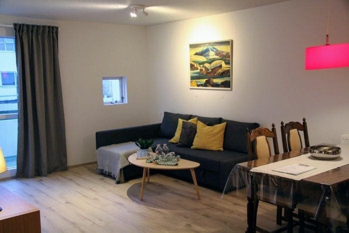 Cozy and charming apartment in Reykjavík. Free parking.