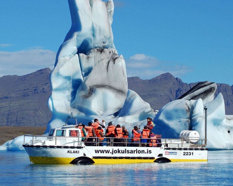 Laguna dei ghiacciai (Jökulsárlón) e tour della costa meridionale con giro in barca