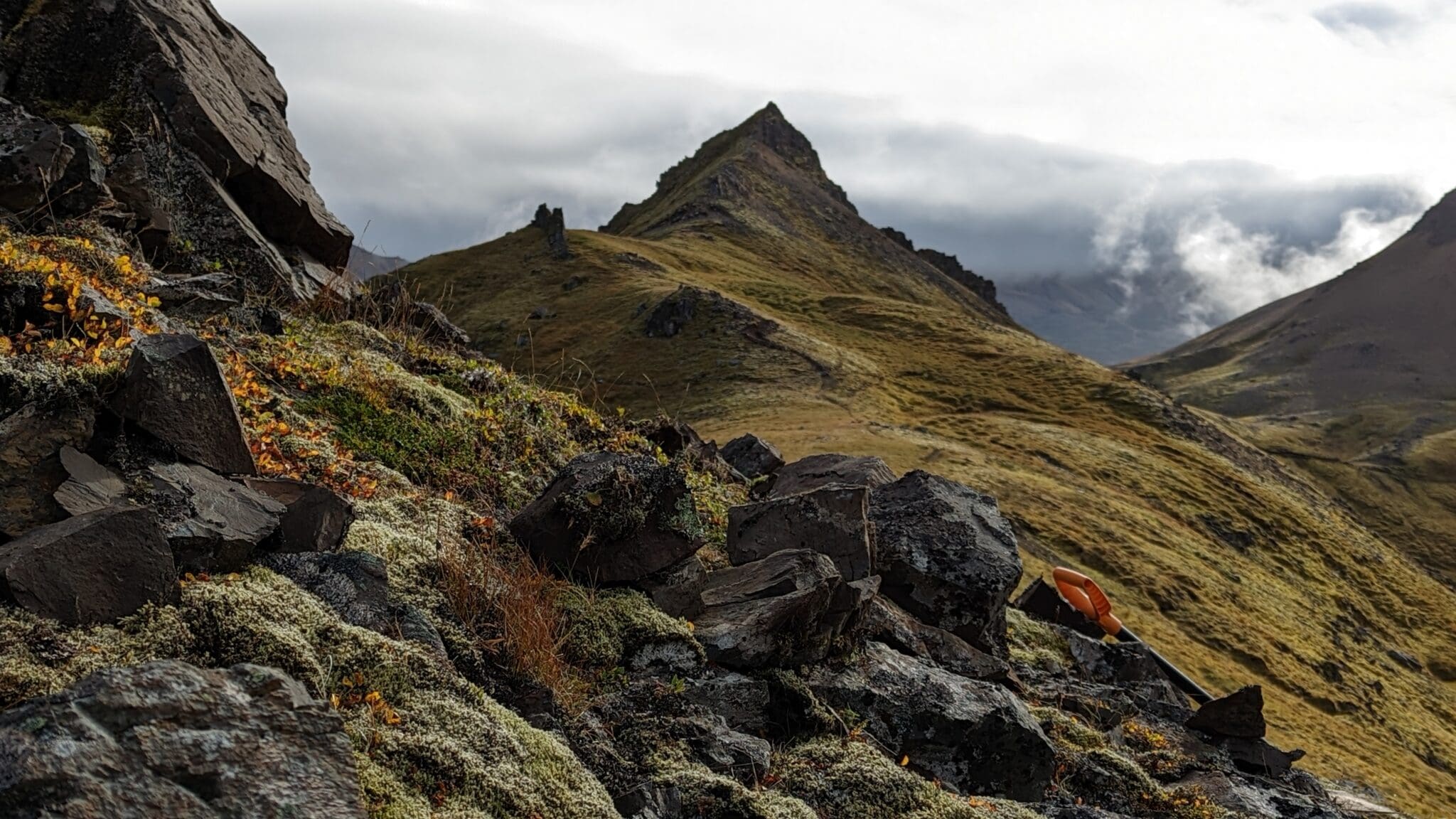 Borgarfjörður eystri: The Grey Ridge E-Mountain Bike Tour