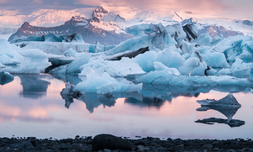 Private Glacier Lagoon / Jökulsárlón