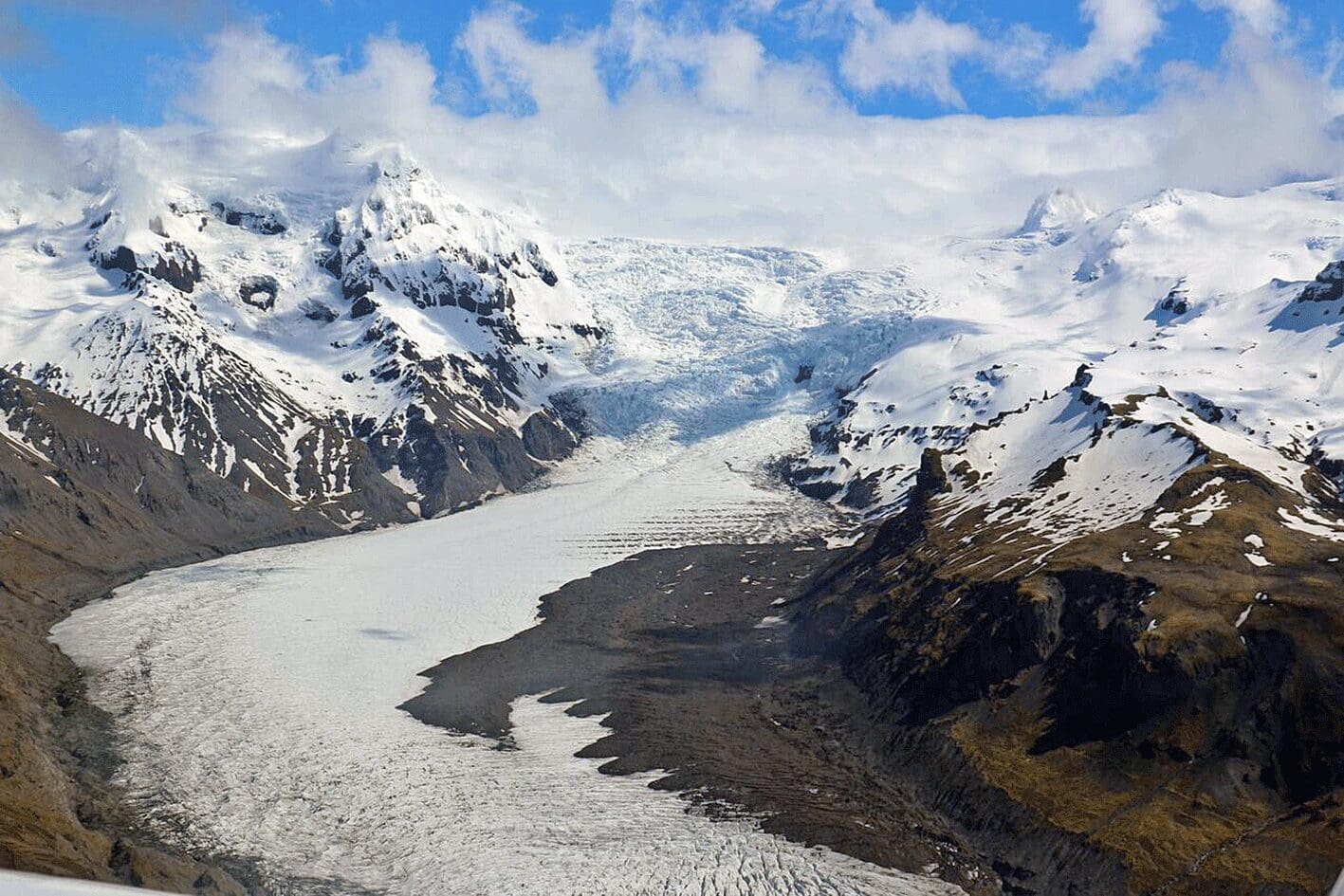 Scenic Skaftafell Airplane Tour from Skaftafell – Glaciers, Peaks & Black Sands