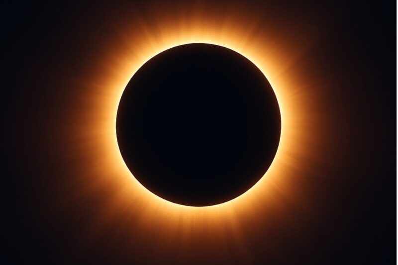 Zonsverduistering Snæfellsnes Tour 2026