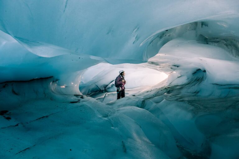 Escursione esclusiva alla grotta di ghiaccio e al ghiacciaio di Skaftafell
