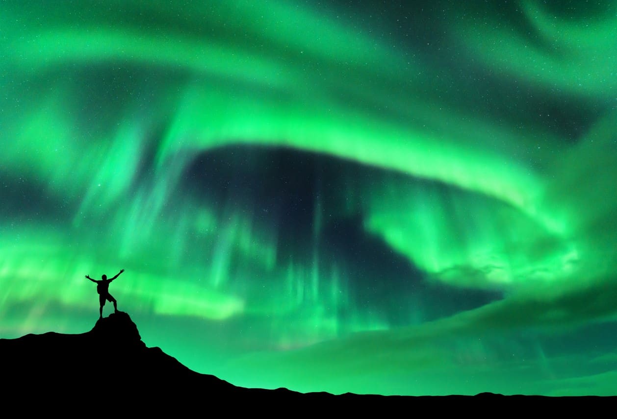 NORTHERN LIGHTS AND STARGAZING