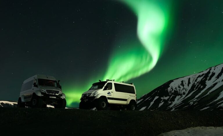 Northern Lights Explorer / Northern Lights Super Jeep Tour