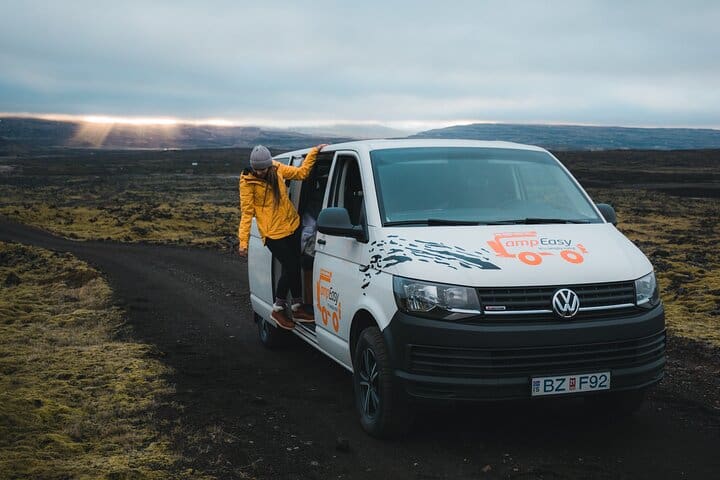 Self -Drive Tour – Golden Circle Camper´ Break in 4 Days – 4×4 Campervan