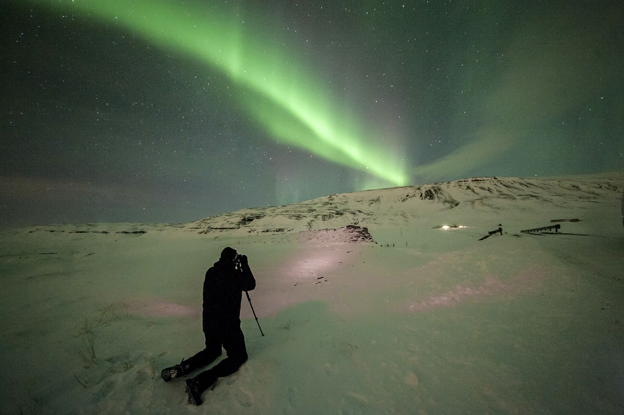 Northern Lights Small Group Tour with Free Photos
