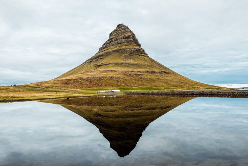 4 Day Summer Minibus Tour: Glacier hike, Ice cave,  Golden Circle, South Coast  and Jokulsarlon, Snaefellsnes area