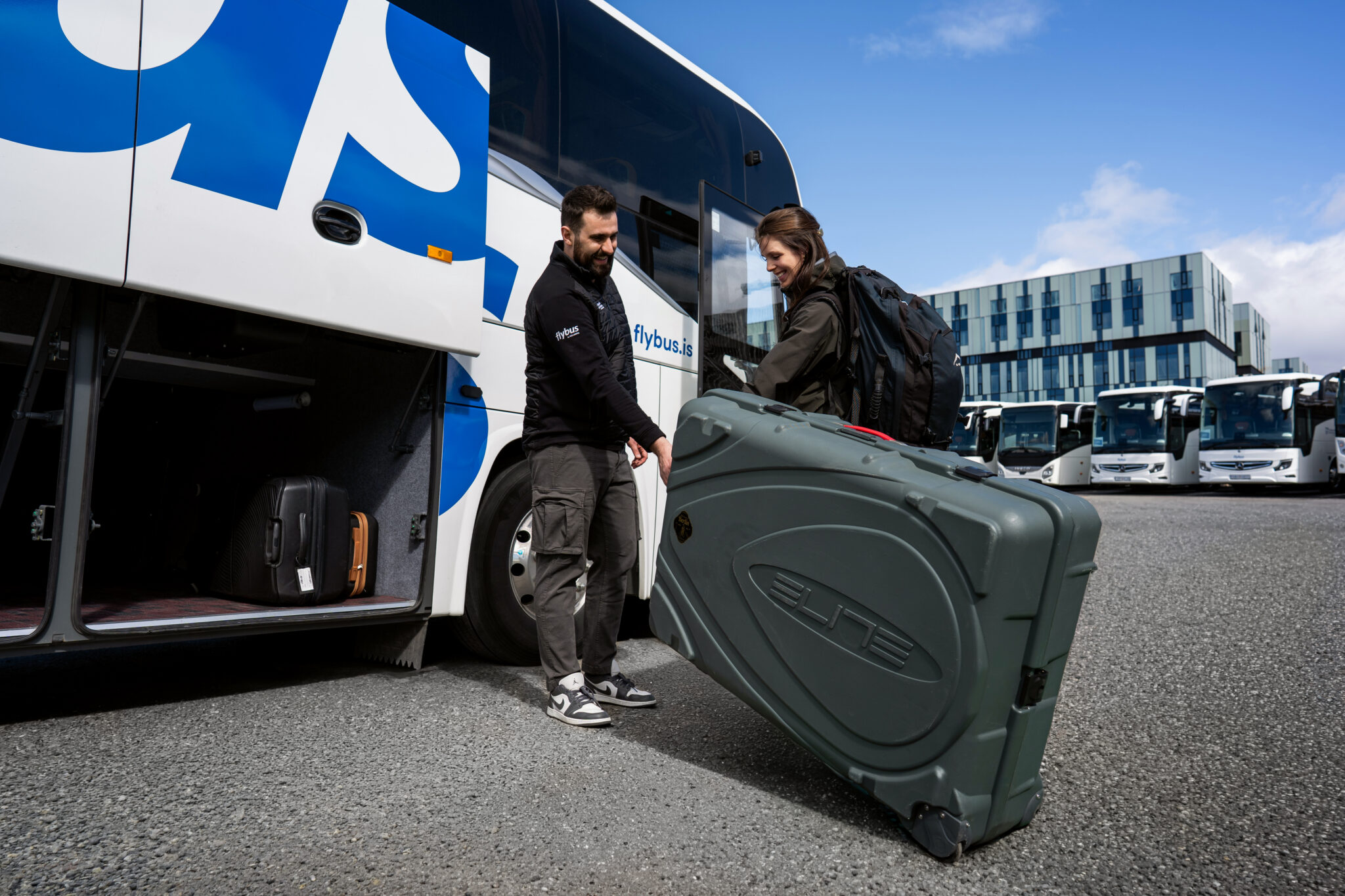 Flybus Plus –  Airport to Hotel