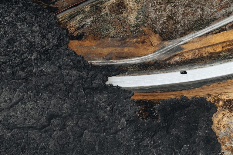 Tour de medio día por Grindavík, Krýsuvík y el sitio de la erupción