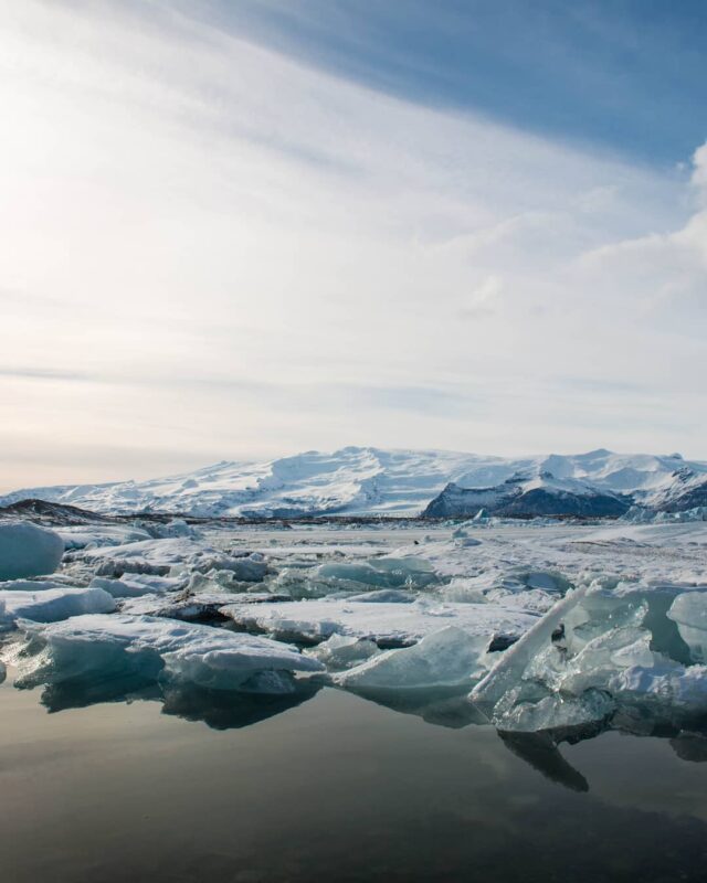 Private South Coast and Glacier Lagoon Day Tour