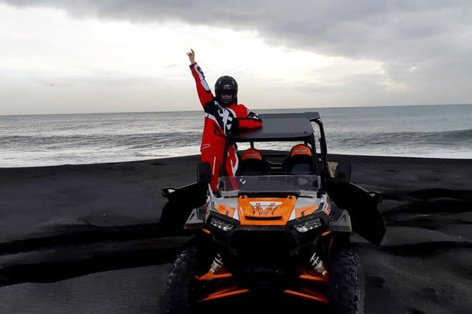 Private 2.5 Hour – Black Sand Beach Buggy Tour