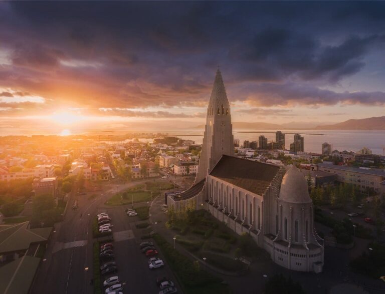 Private Reykjavik City Sightseeing