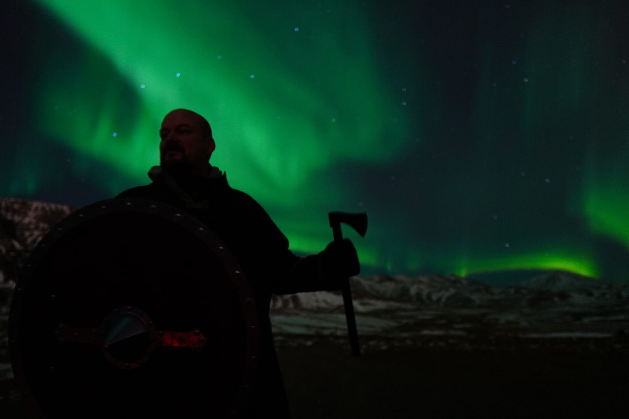 Northern Lights w/Aurora Viking – free pro photos – unlimited retries – minibus