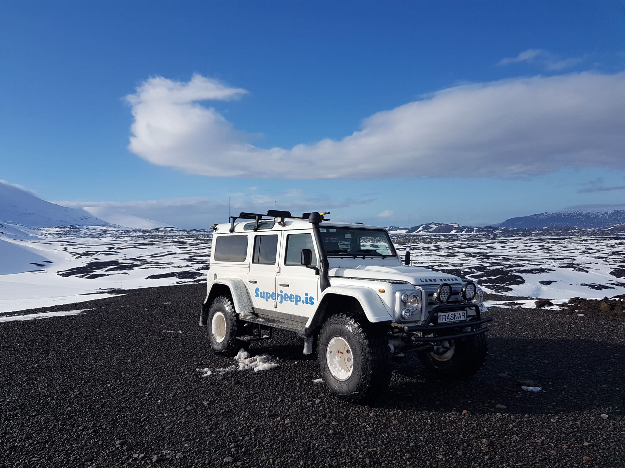 DT 307 Private Superjeep Volcano Hat Trick