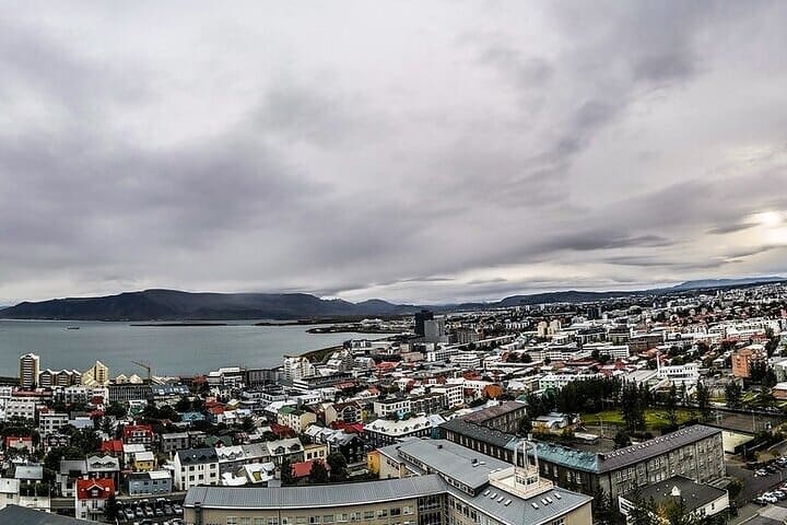 A Flashing Heli Ride: Reykjavik City And Mount Esja with landing
