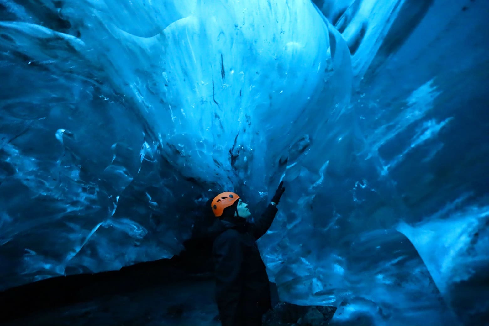 Jokulsarlon Glacier Lagoon, Diamond Beach & Blue Ice Cave from Hornafjörður Airport