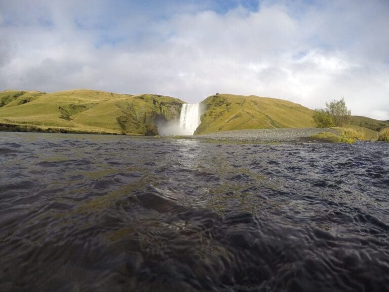DT 17 Midnight Sun South Coast und Eyjafjallajokull