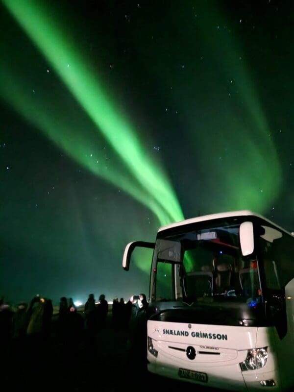 Tour de escala de 6 días por lo mejor de Islandia