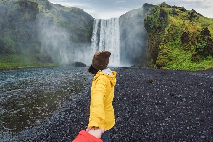 South Coast Tour – Black Sand Beach, Skogafoss, Seljalandsfoss guided in Chinese