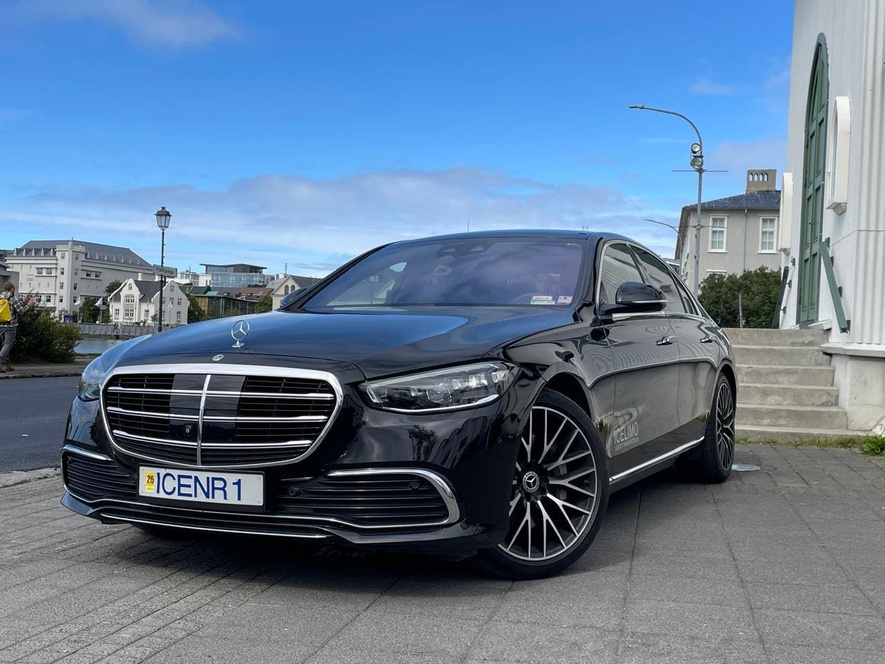 Private Transfer Reykjavik Airport RVK →  Reykjavik – Private Jet – Luxury Sedan 2 Pax