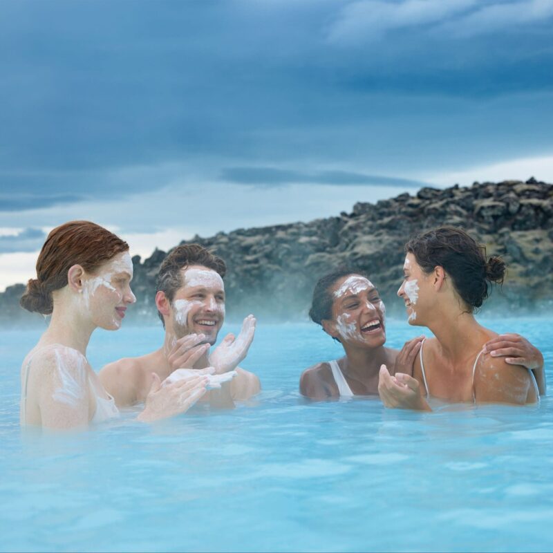 Private Reykjavík to KEF Airport Transfer with Blue Lagoon Stop