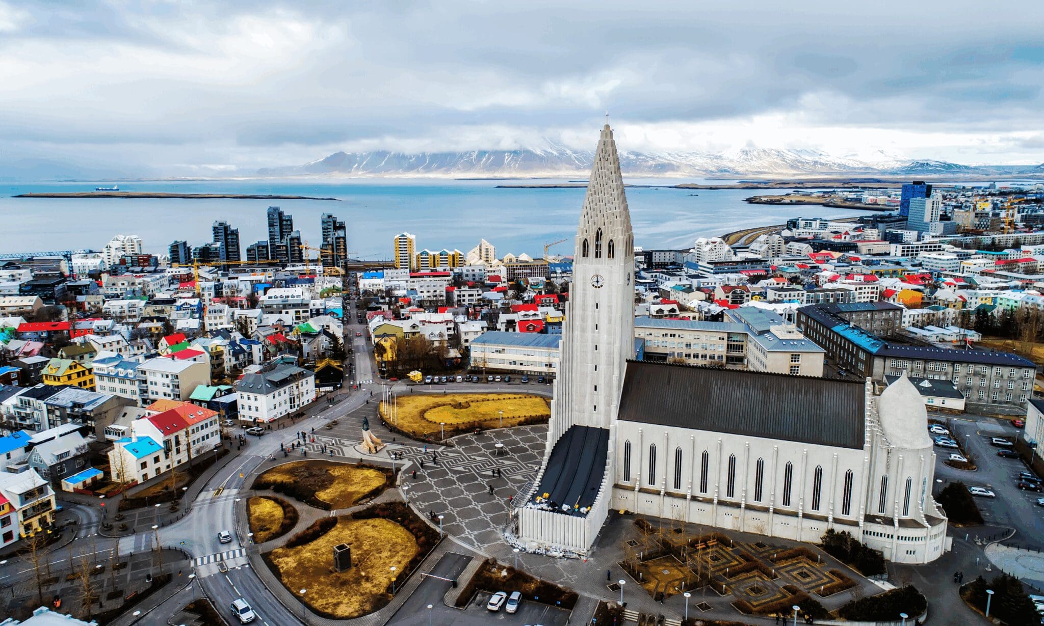 Reykjavík Platinum Tour: Heritage, Local Flavours & Perlan Museum