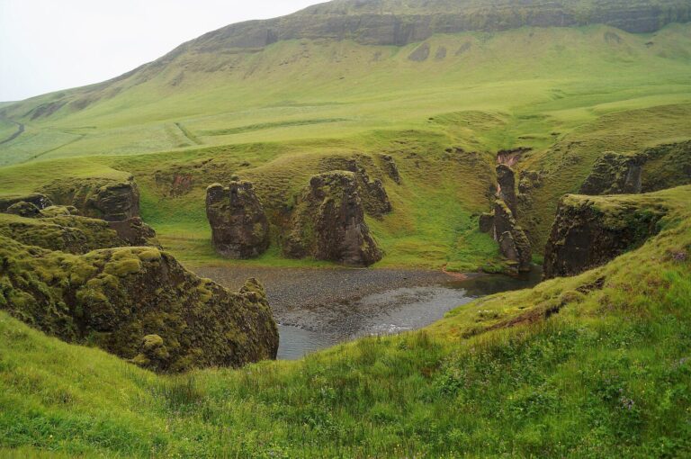 Fjadrargljufur