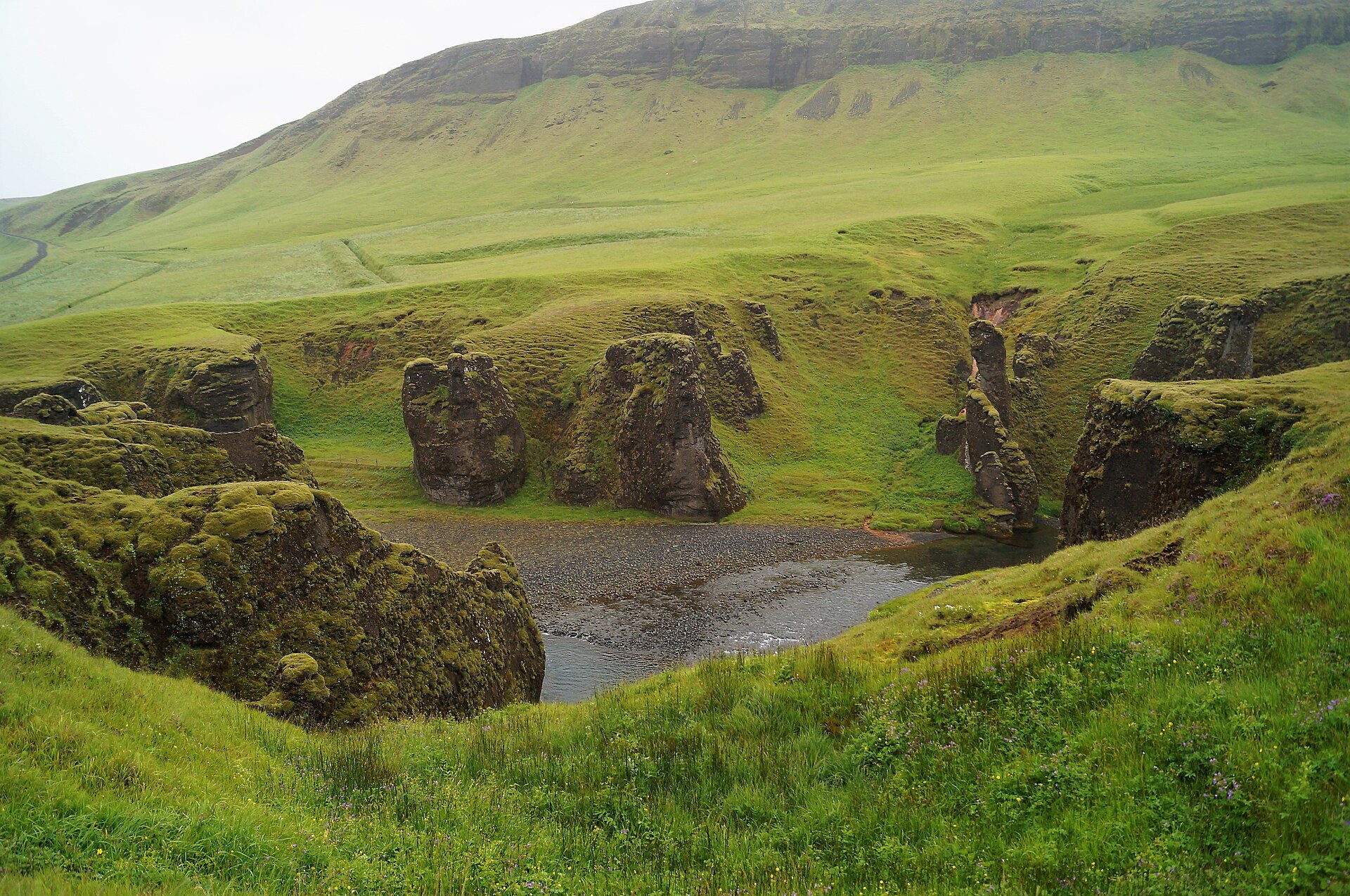 Fjadrargljufur