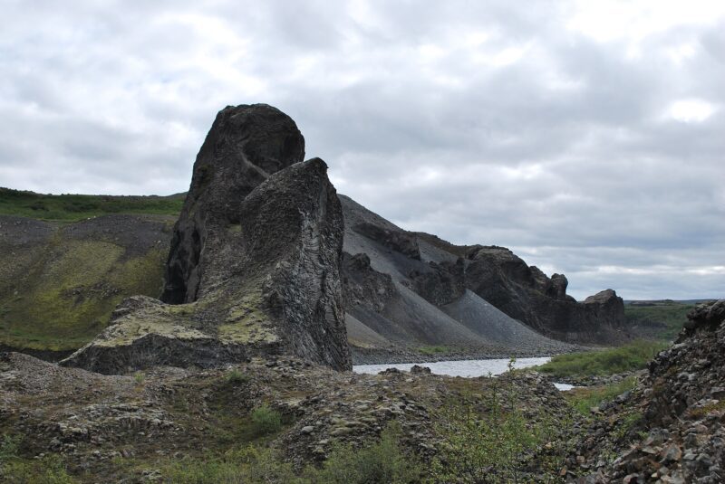 Hljóðaklettar
