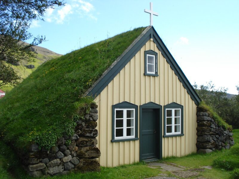 Hofskirkja