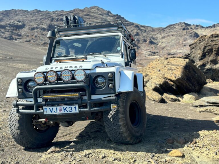 Super Jeep 4×4 Private Golden Circle Tour from Reykjavik