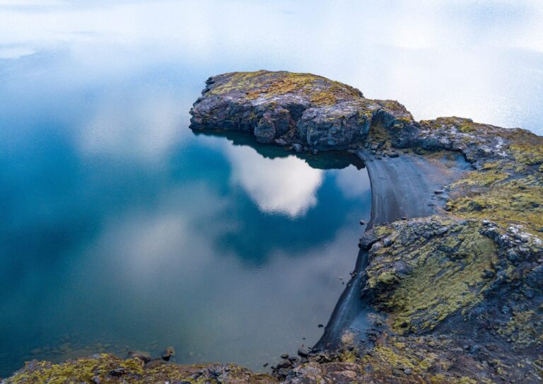The Volcanic Peninsula With Airport Transfer & Blue lagoon – Private tour