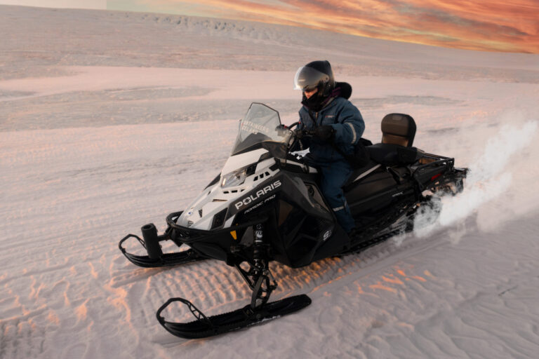Golden Circle and Snowmobile adventure – A Private Tour